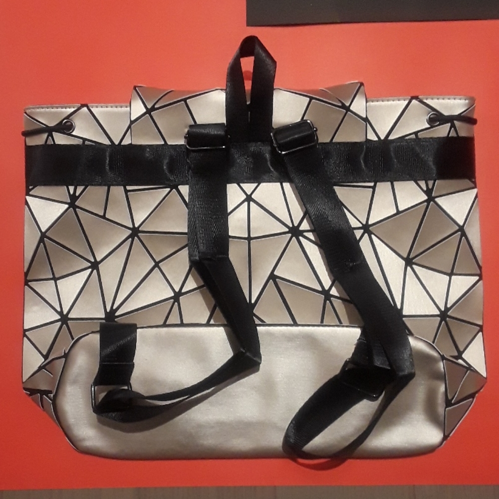 Tesla inspired bag - Picture 2 of 2